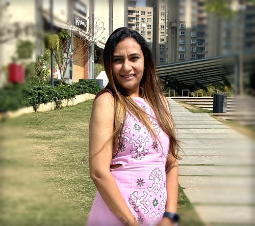 Sapna Malpani - Company Secretary
